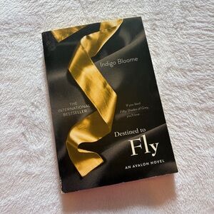 Destined to Fly by Indigo Bloome - Paperback